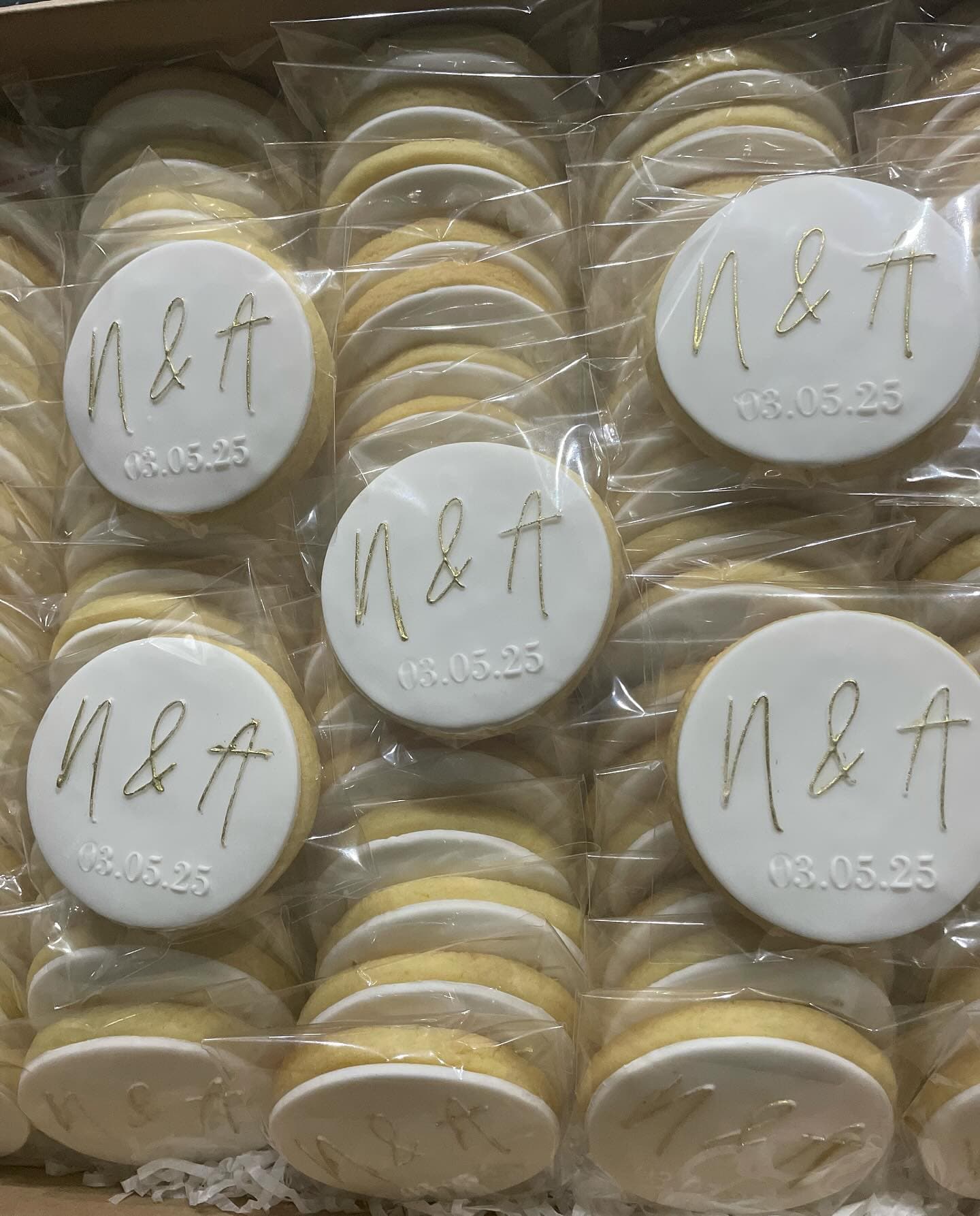 Del's Cake Designs wedding cake 6