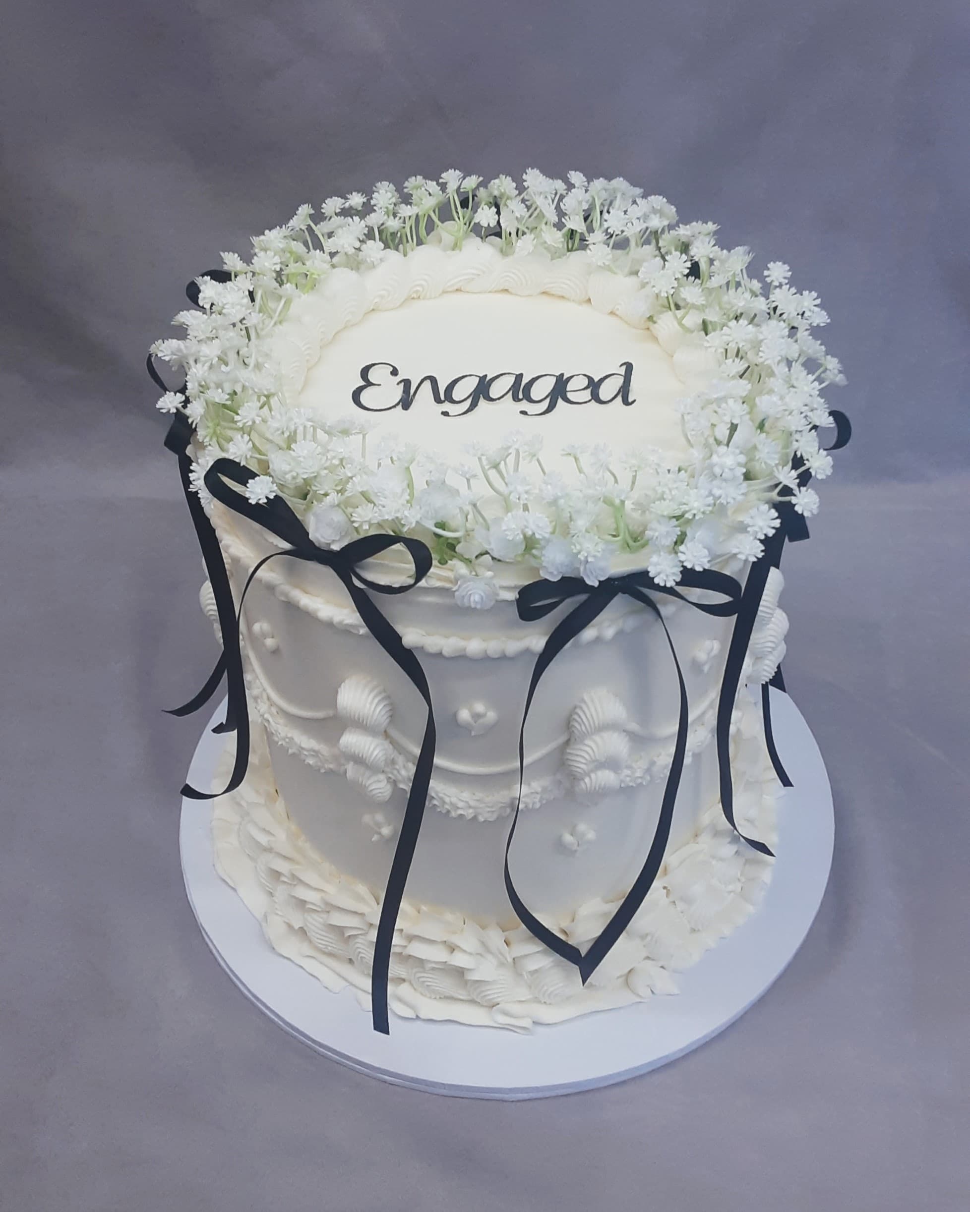 Odette's Cakes and Cookies wedding cake 8