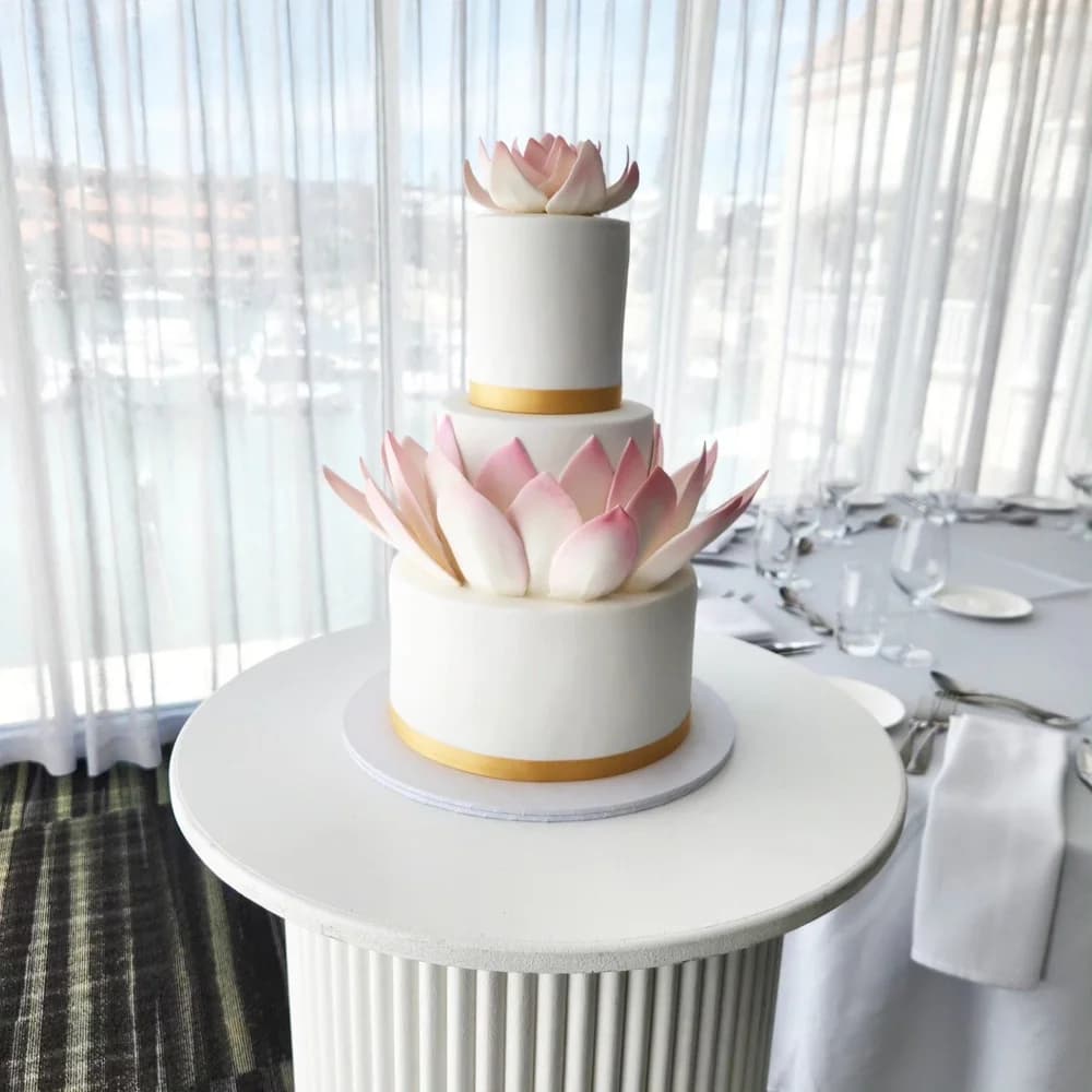 Gallery image 9 for Wicked Whisk wedding cakes in Perth