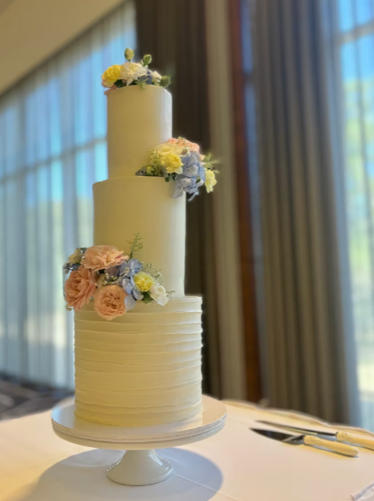 AR Sweets wedding cake 7