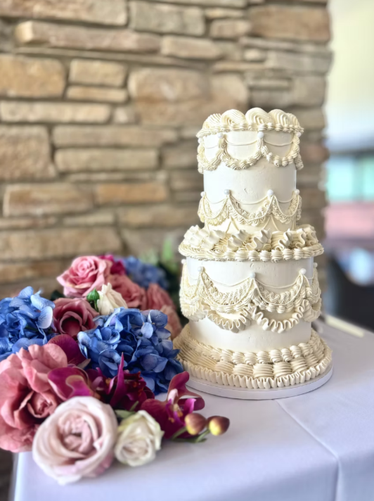 AR Sweets wedding cake 9