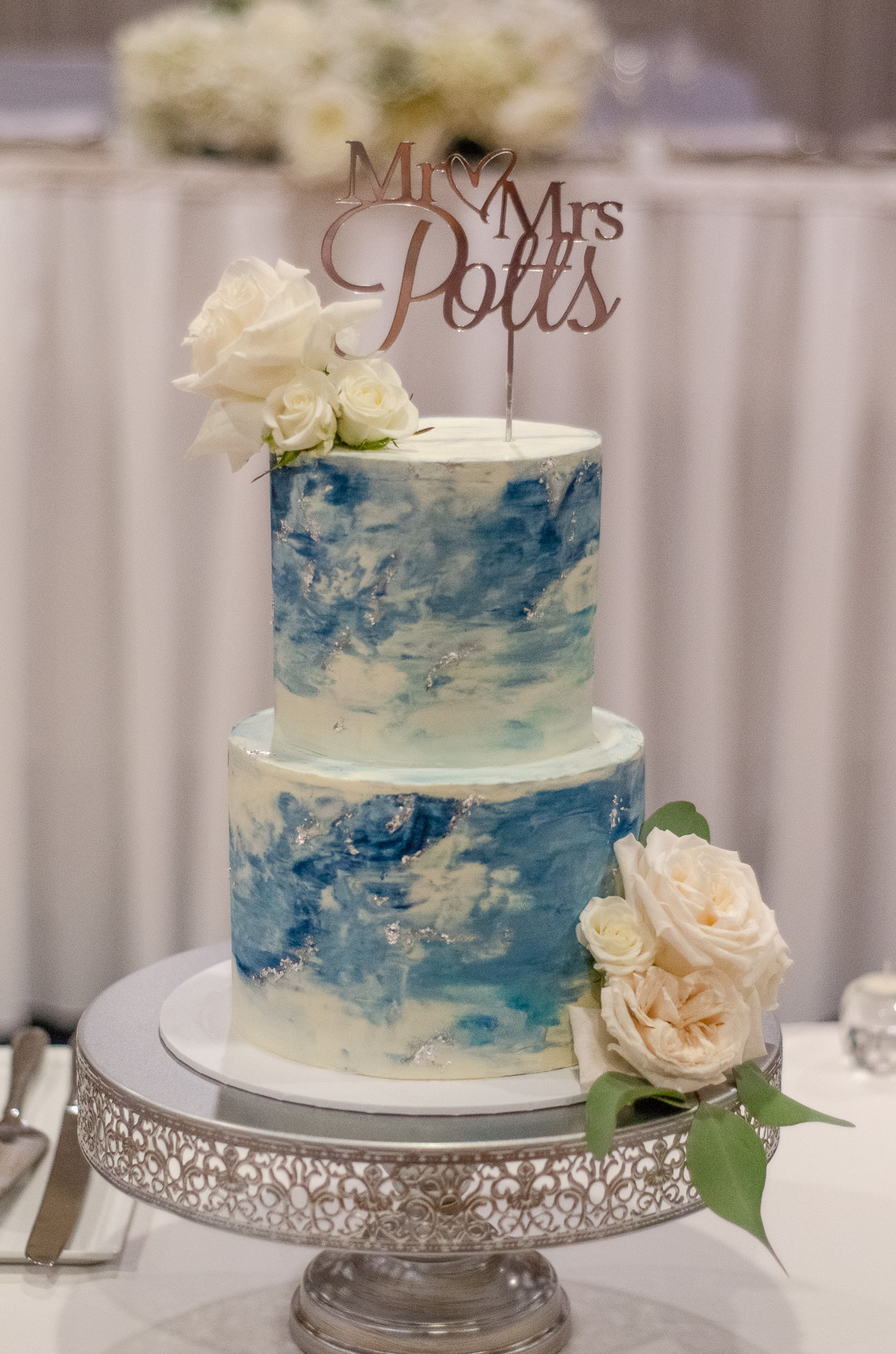Champagne & Gumboots wedding cake 12