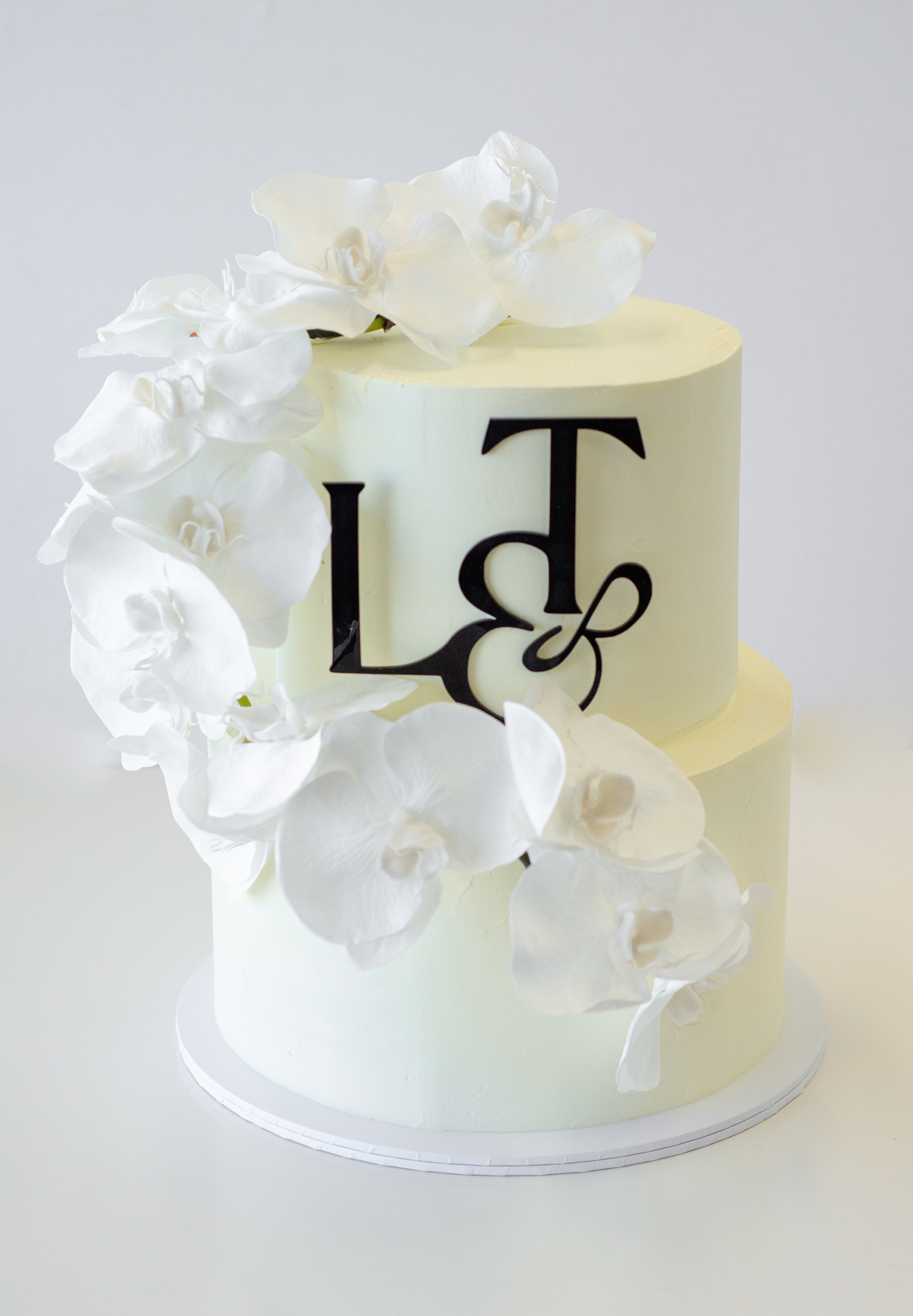Champagne & Gumboots wedding cake 13