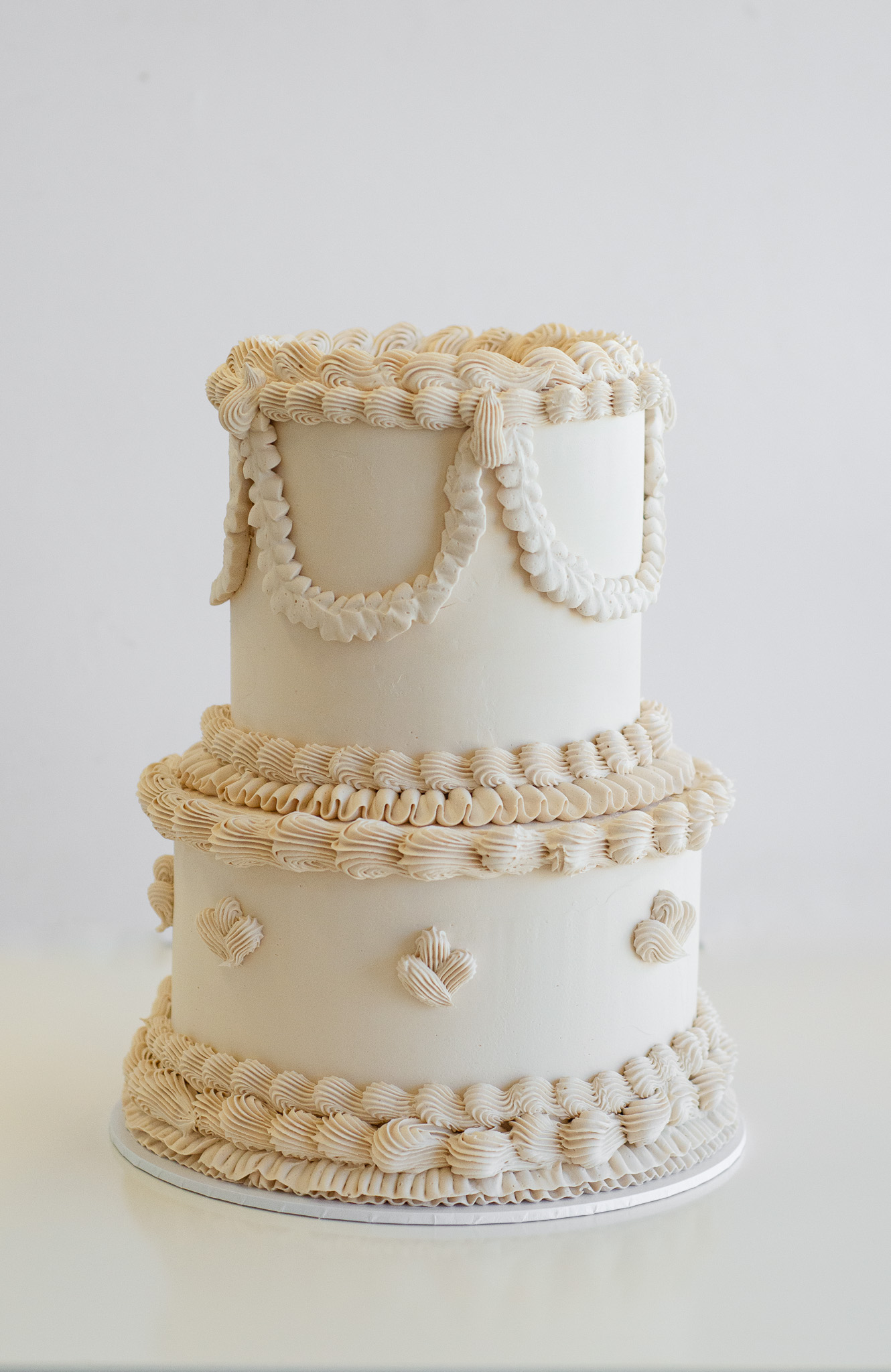 Champagne & Gumboots wedding cake 9