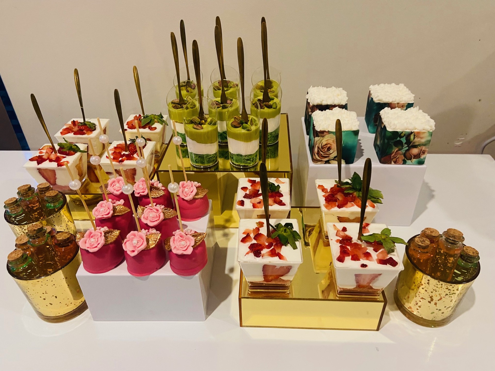 Simply Meant to Be wedding cake 8