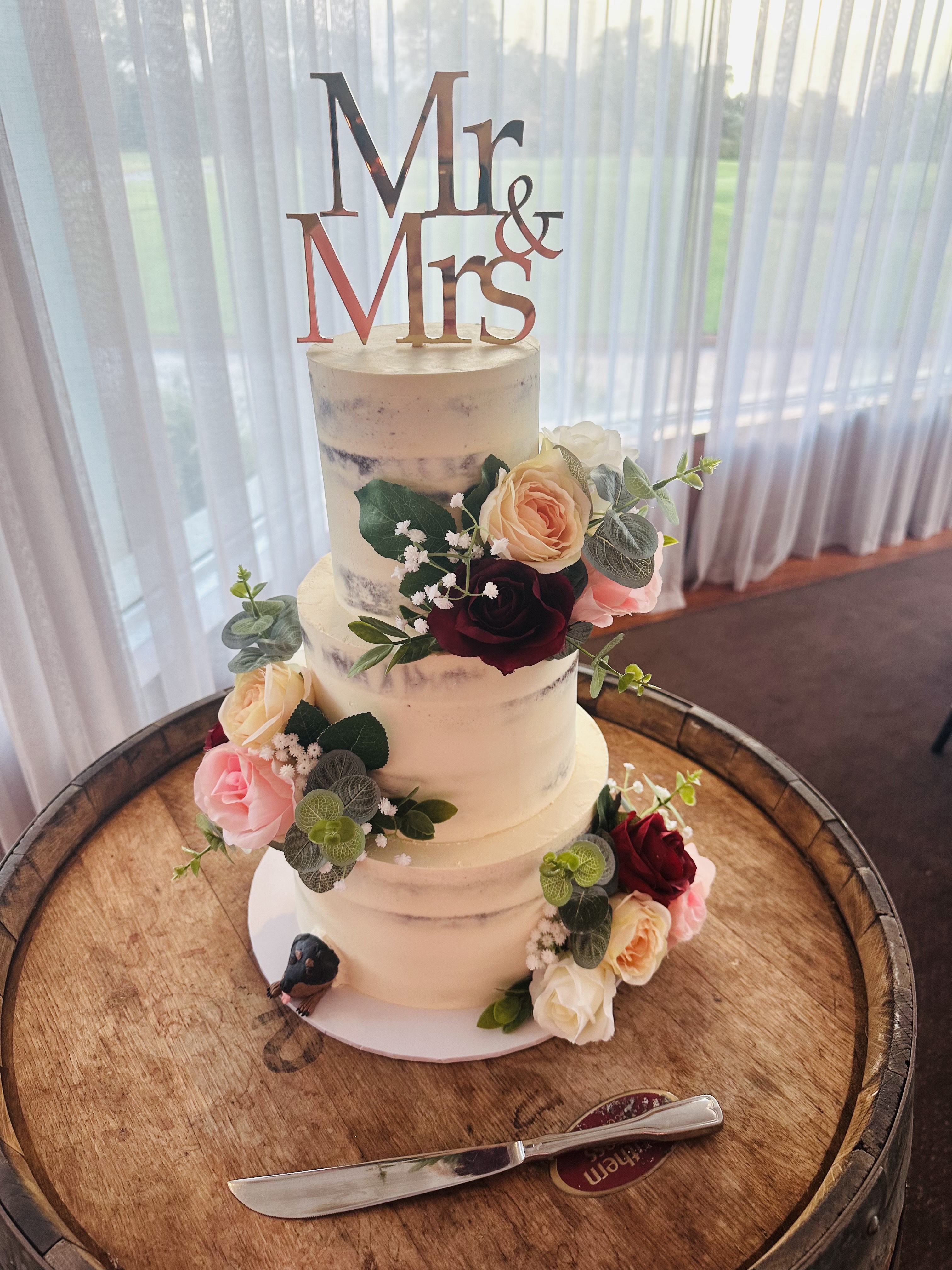 Tannika's Creative Cakes wedding cake 14