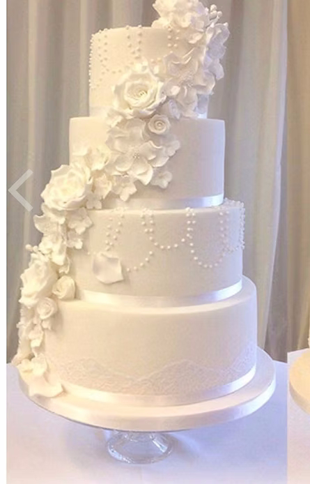 Vines Cakes wedding cake 12