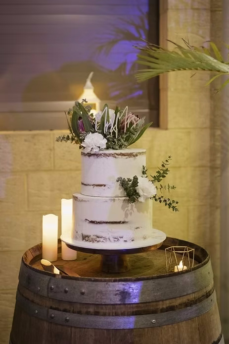 Vines Cakes wedding cake 3