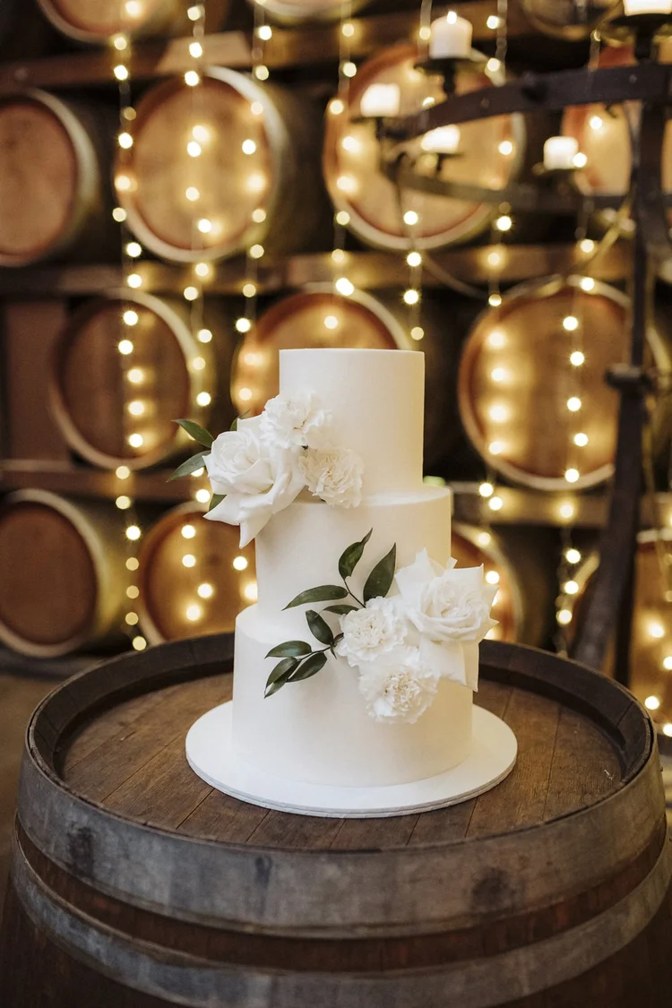 Wicked Whisk wedding cake 15